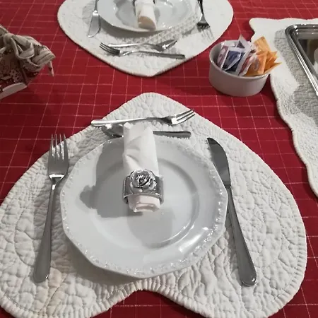 Oda ve Kahvaltı La Moia *
